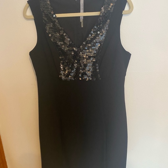 Black crepe sleeveless lined dress in excellent condition. Smoke free home. - Picture 2 of 4